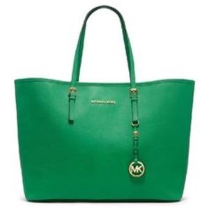 Michael Kors Jet Set Travel Saffiano Tote